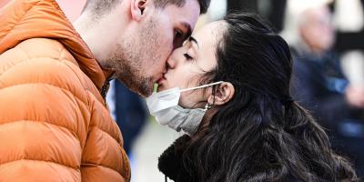 Hook Up girl and boy during the coronavirus time